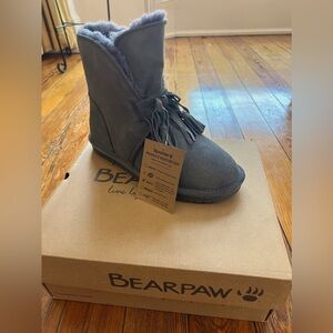 BearPaw Christie Boots NWT size 9
